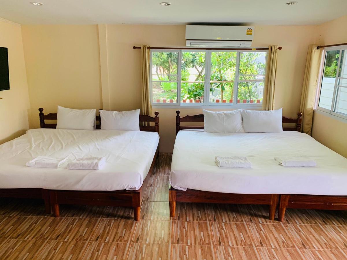 Hotel Baan Suan Khun Yaiy Ban Wang Takhrai Zewnętrze zdjęcie