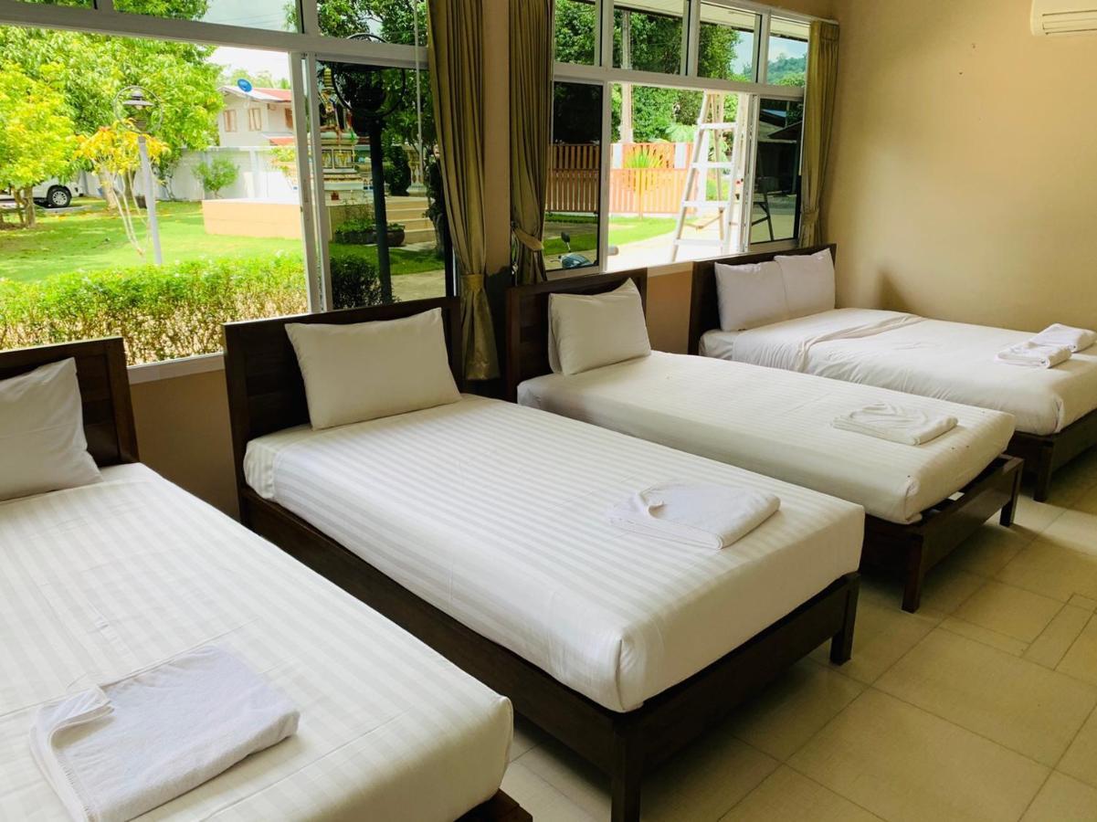 Hotel Baan Suan Khun Yaiy Ban Wang Takhrai Zewnętrze zdjęcie