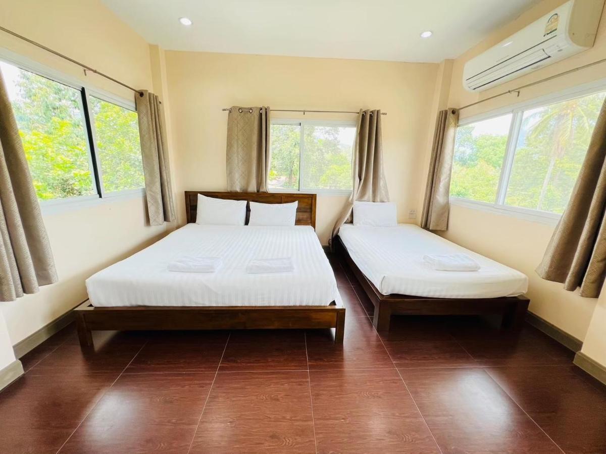 Hotel Baan Suan Khun Yaiy Ban Wang Takhrai Zewnętrze zdjęcie