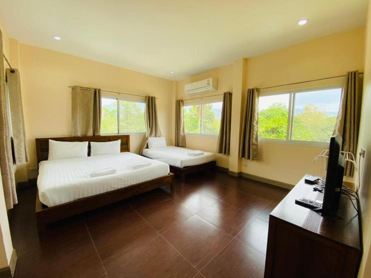 Hotel Baan Suan Khun Yaiy Ban Wang Takhrai Zewnętrze zdjęcie