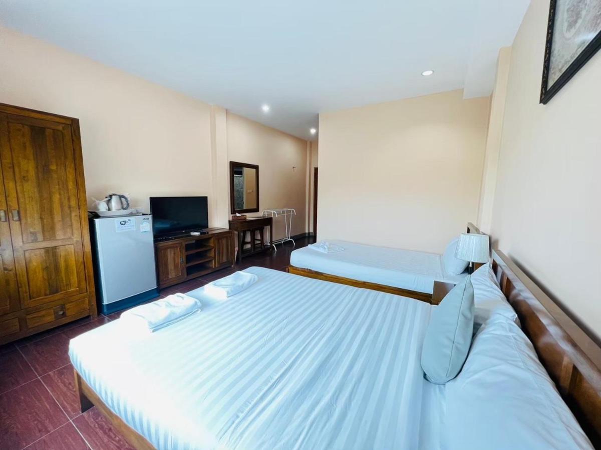 Hotel Baan Suan Khun Yaiy Ban Wang Takhrai Zewnętrze zdjęcie